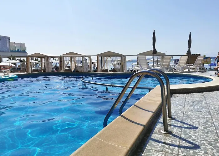 Apartmán Beachfront By Marty's Sluneční pobřeží