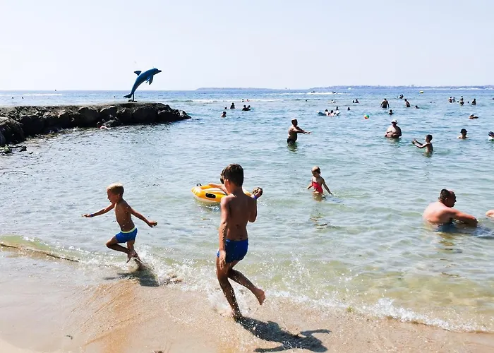 Apartmán Beachfront By Marty's