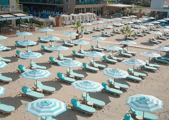 Apartmán Beachfront By Marty's Sluneční pobřeží